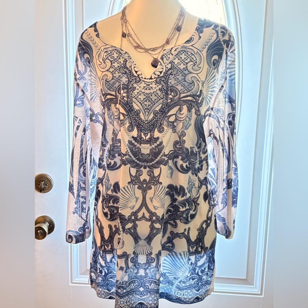 JM Collection Blue and Cream Patterned Top